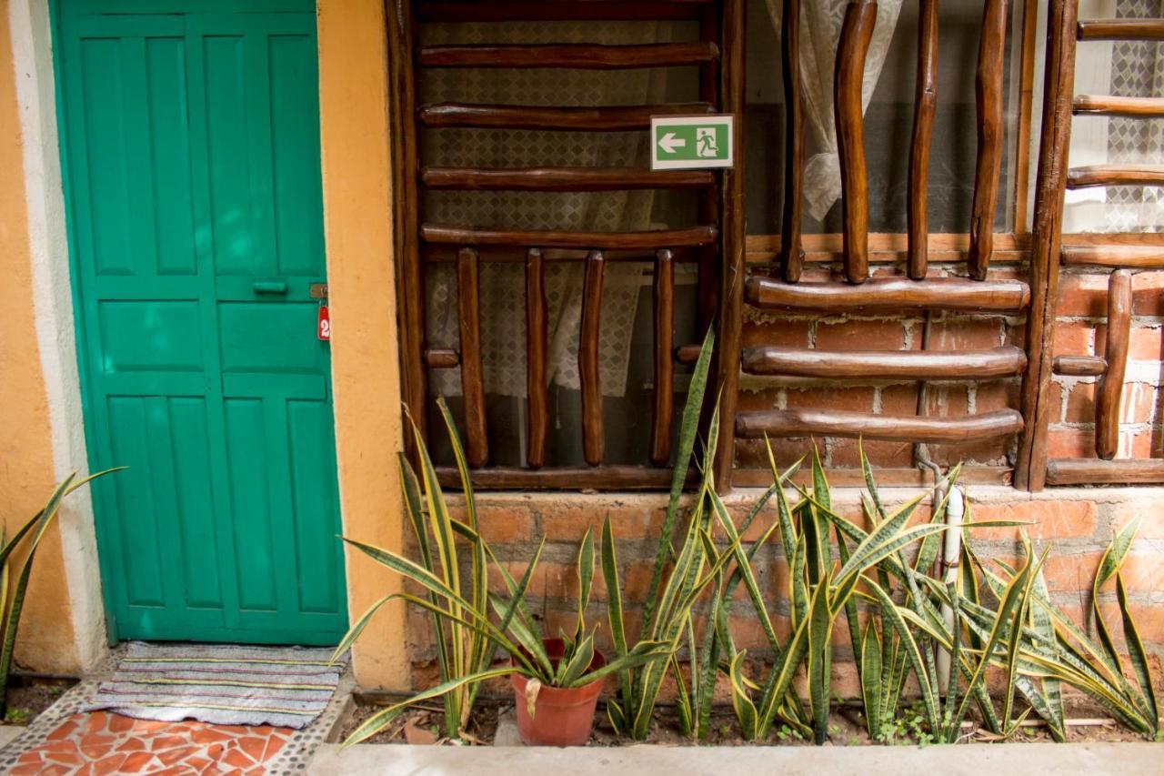 Casa Mexica Bungalows Zihuatanejo Exterior foto