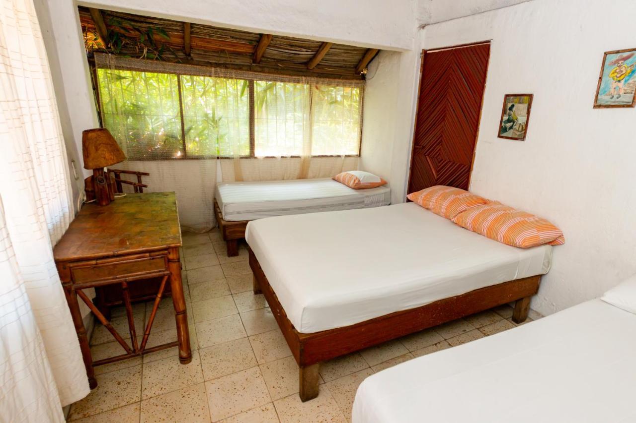 Casa Mexica Bungalows Zihuatanejo Exterior foto
