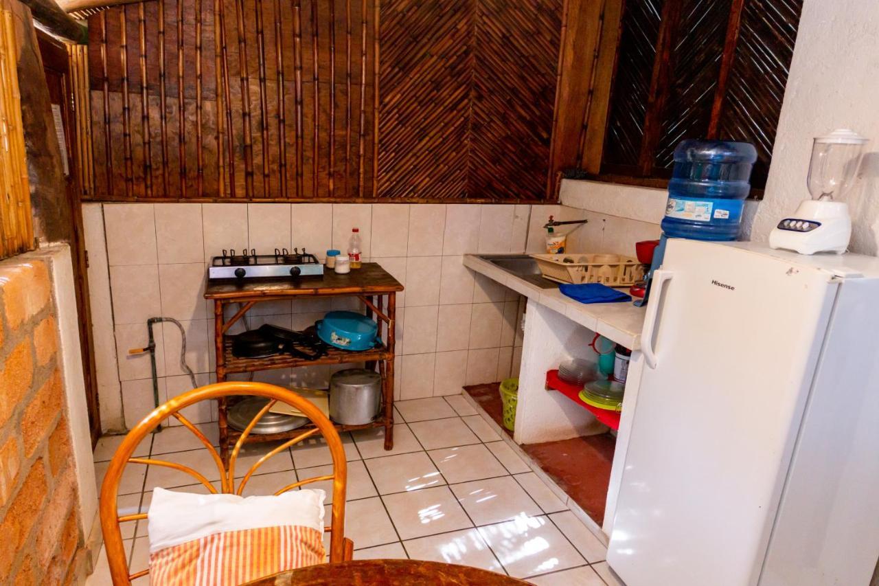 Casa Mexica Bungalows Zihuatanejo Exterior foto
